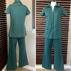 1970s GIRL SCOUT LEADER Vintage Green Pantsuit Smock Shirt Top Pants Set